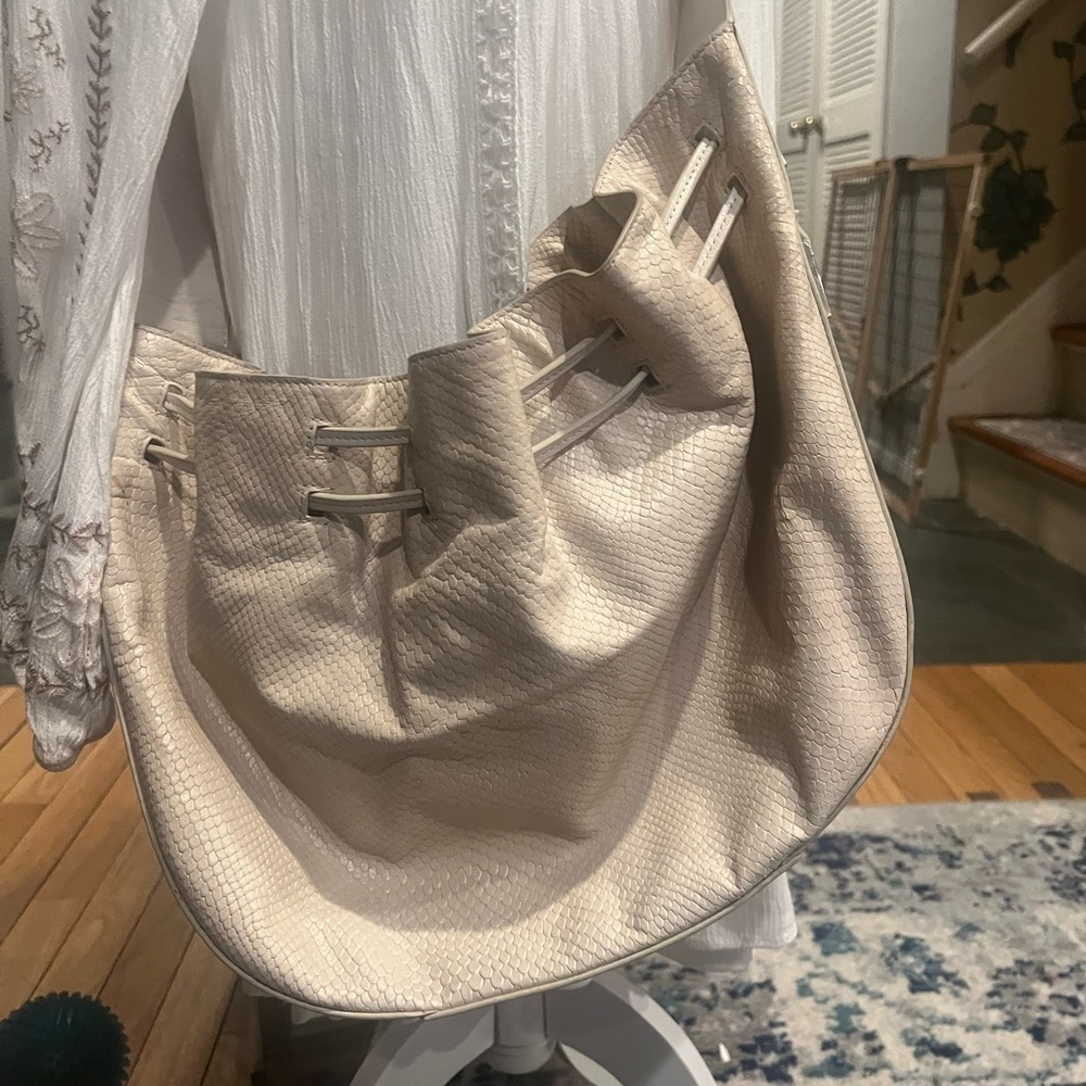 H by Halston heritage cross body white leather croc tote